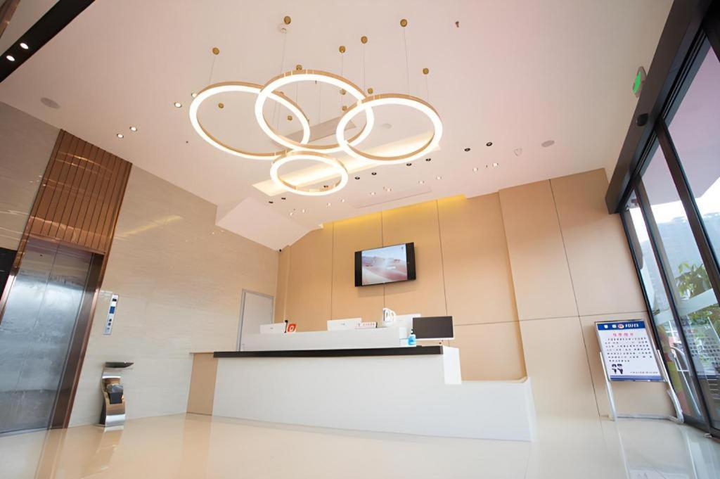 City Comfort Inn Luzhou Jiangyang District Wancheng International Extérieur photo